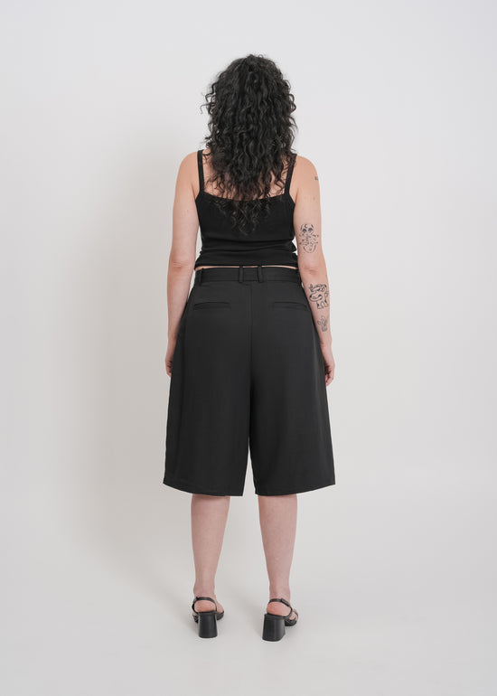 Saige Tailored Short / Black