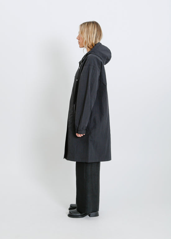 JEN VALENDER RAINCOAT / BLACK