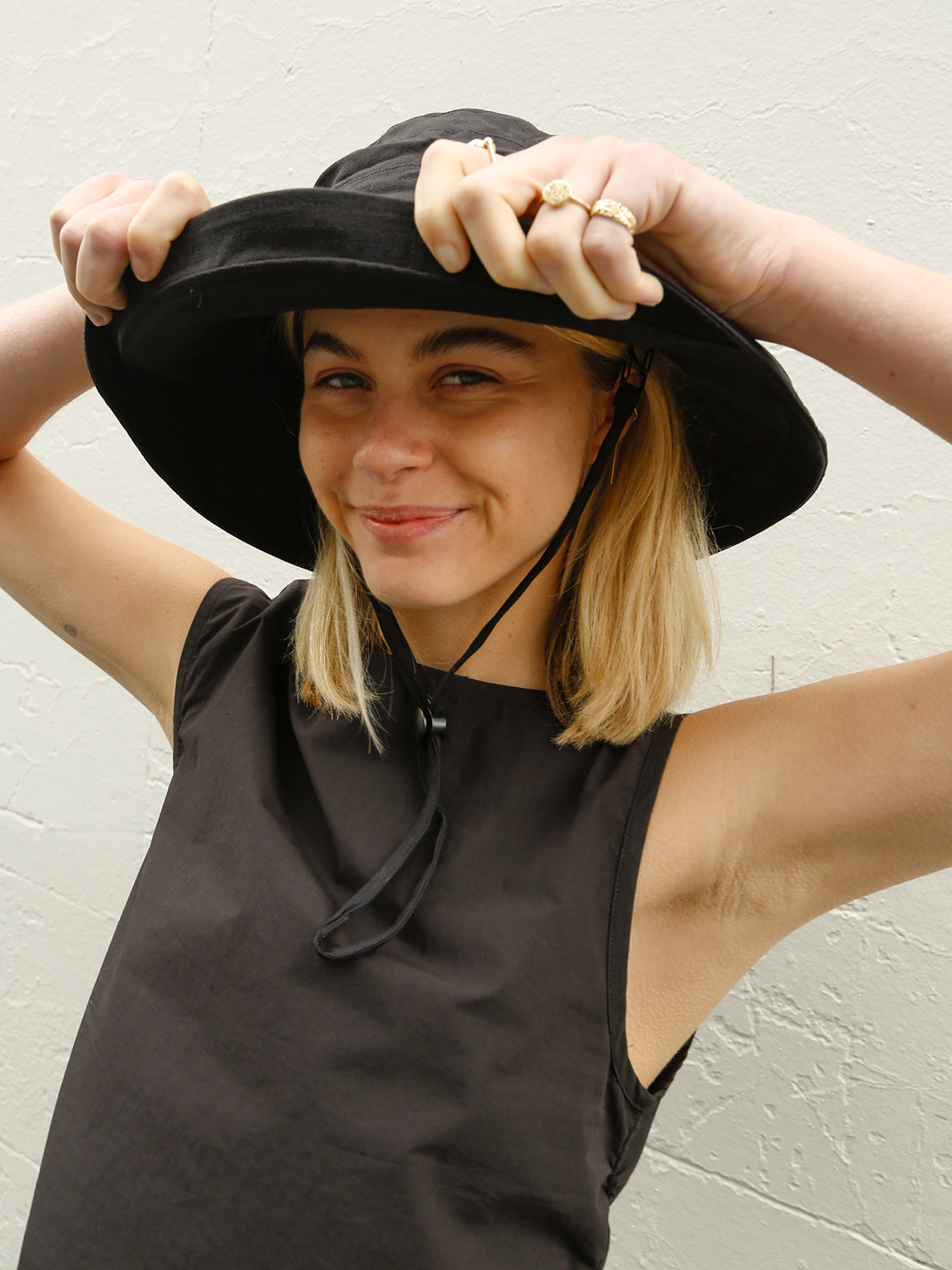 SAYA HAT / BLACK – Alpha60