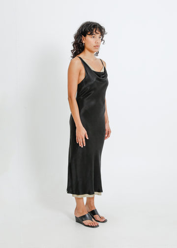 CARMY DRESS / BLACK-SAGE