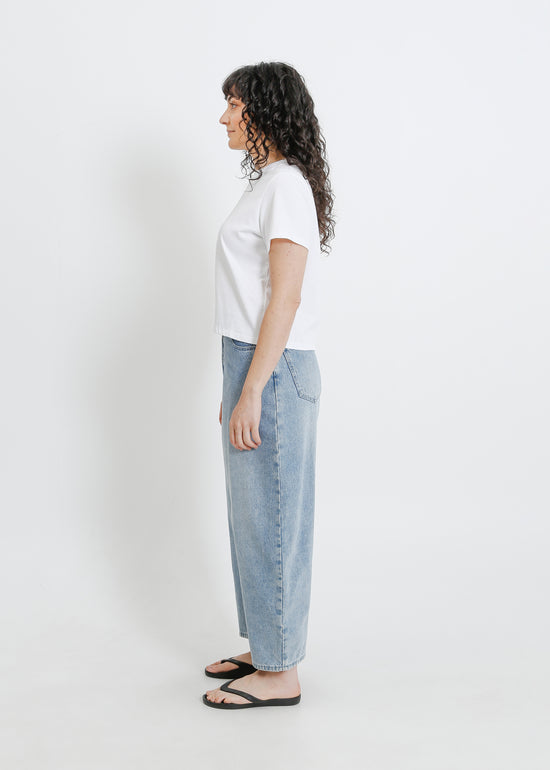 ESSEX JEAN / LIGHT INDIGO