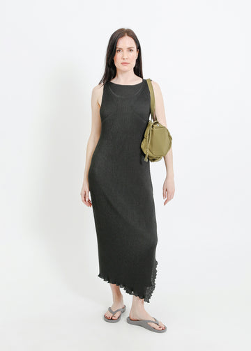 WILLOW PLEAT DRESS / BLACK