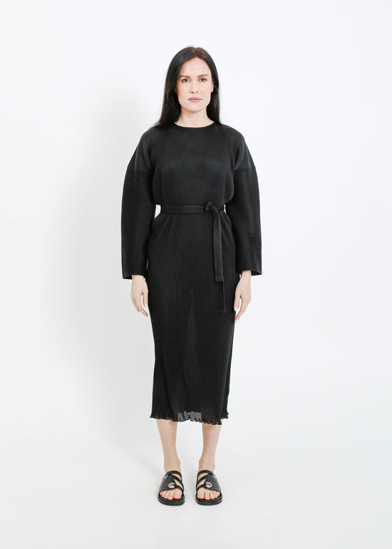 VIOLET PLEAT DRESS / BLACK