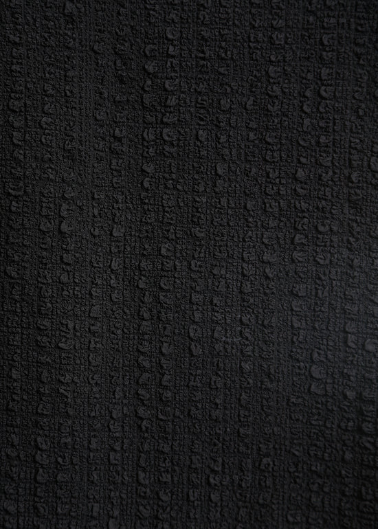 SUTTON PLEAT TEE / BLACK