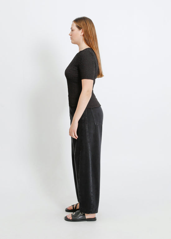 SUTTON PLEAT TEE / BLACK