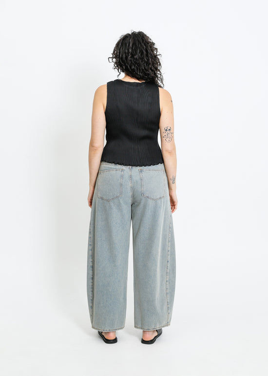 EMMA PLEAT TOP / BLACK