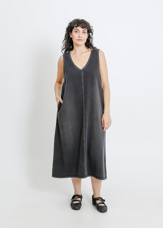 ELENA DENIM PINAFORE / WASHED BLACK