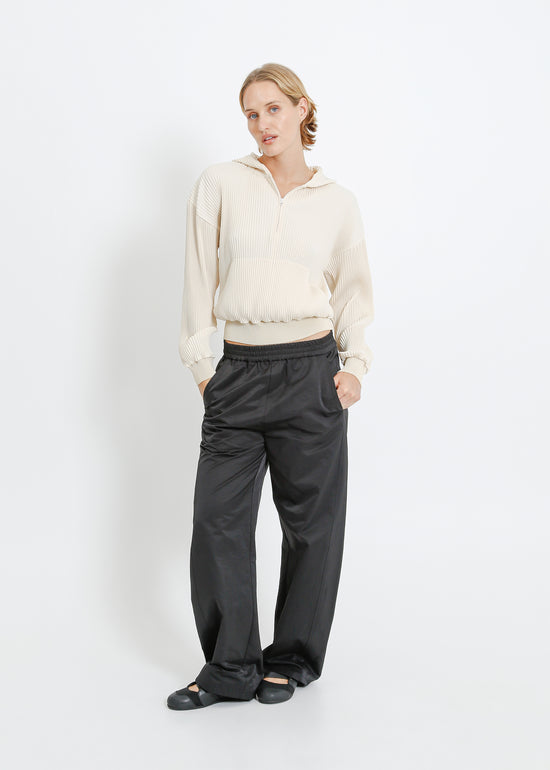 TARAN PLEAT HOODIE / CREAM