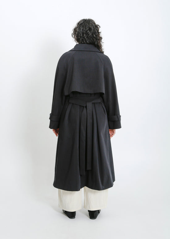 Julius Trench / Black