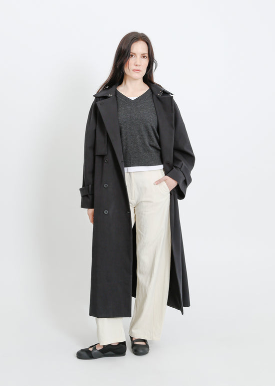 Julius Trench / Black