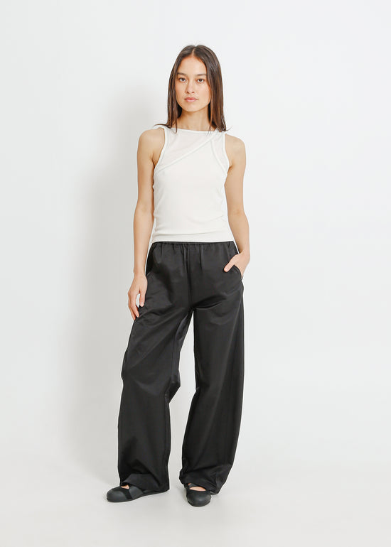 Isaiah Pant / Black