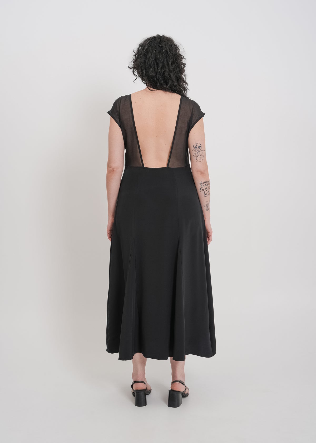 Holden Backless Dress / Black - 
Black (image 11)