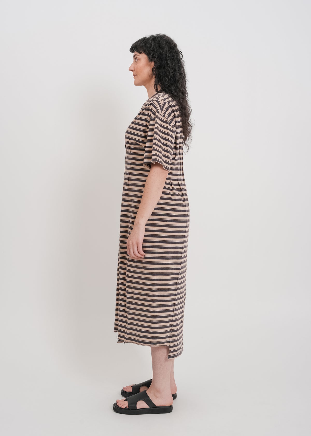 Mariette Tee Dress / Beige-Navy - 
Beige Navy (image 4)