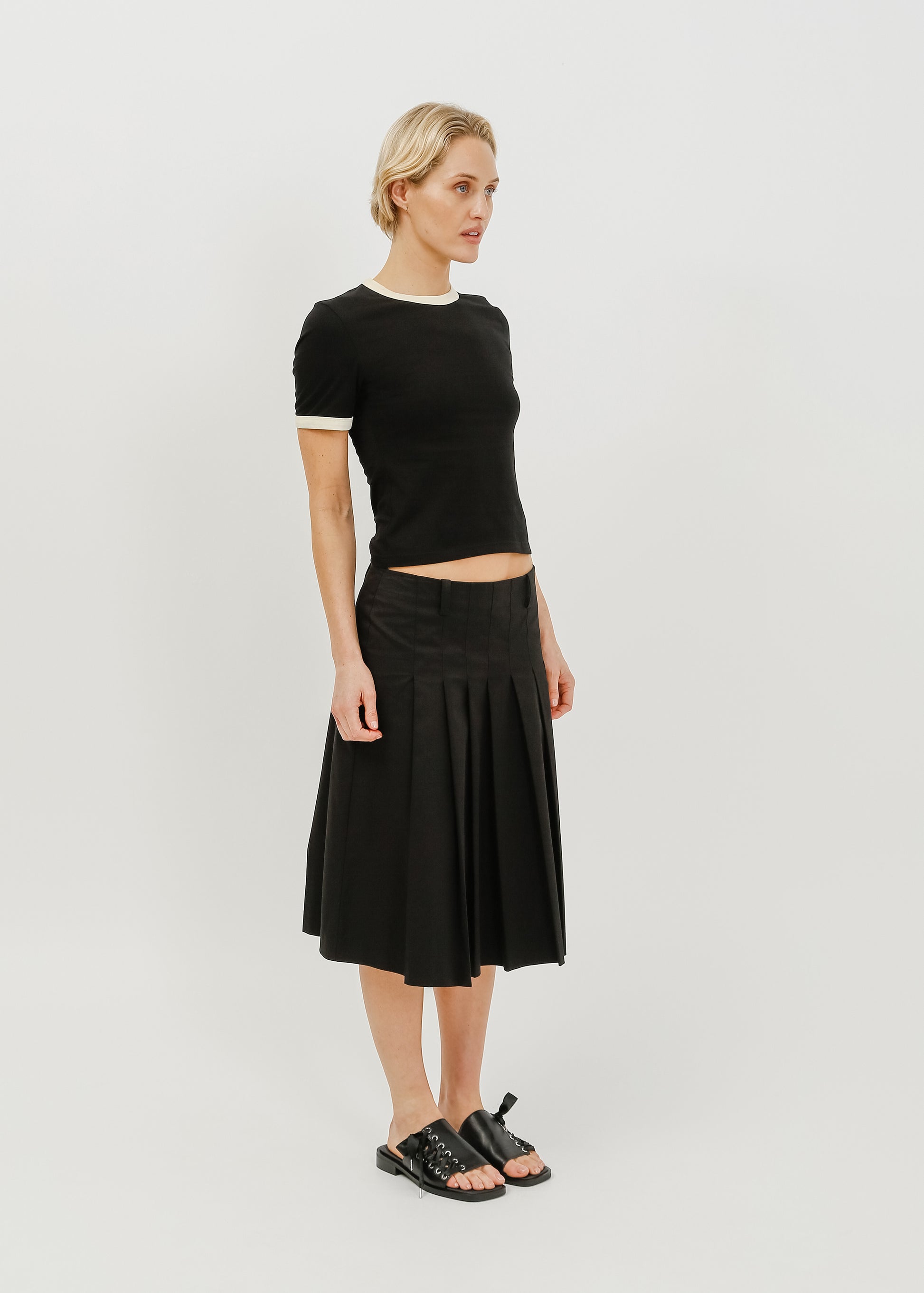Kurt Tee / Black-Cream - 
Black Cream (image 2)