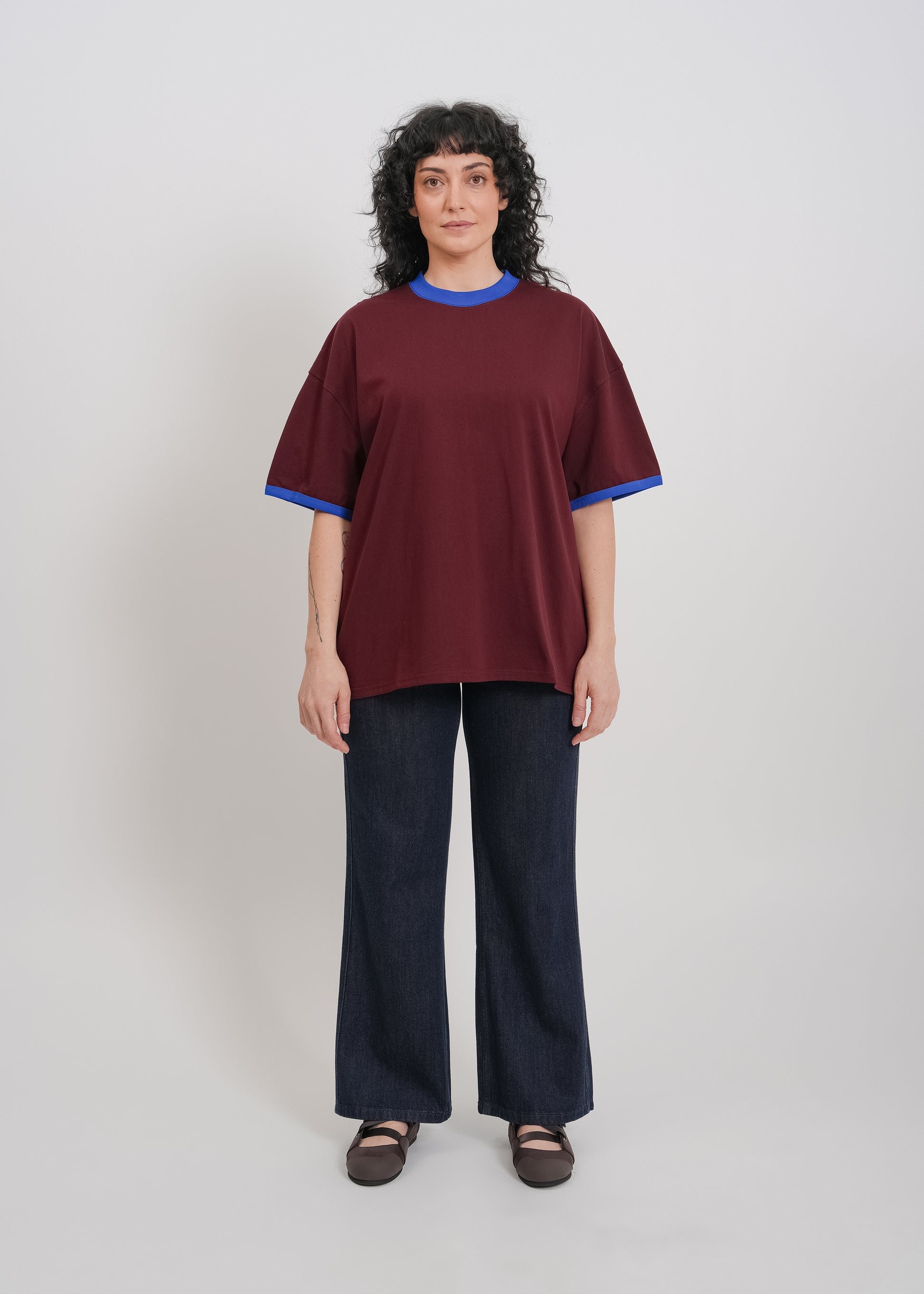 Maxwell Tee / Burnt Maroon-Blue - 
Burnt Maroon Blue (image 1)