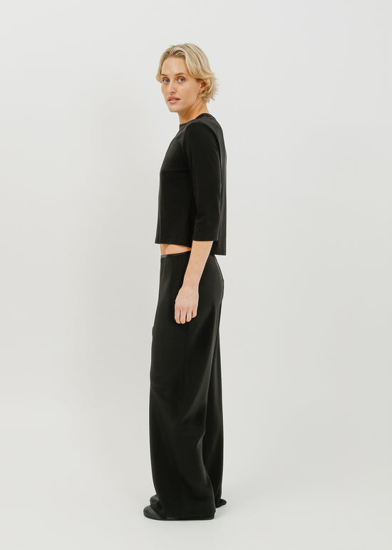 Gwyneth 3/4 Sleeve Tee / Black