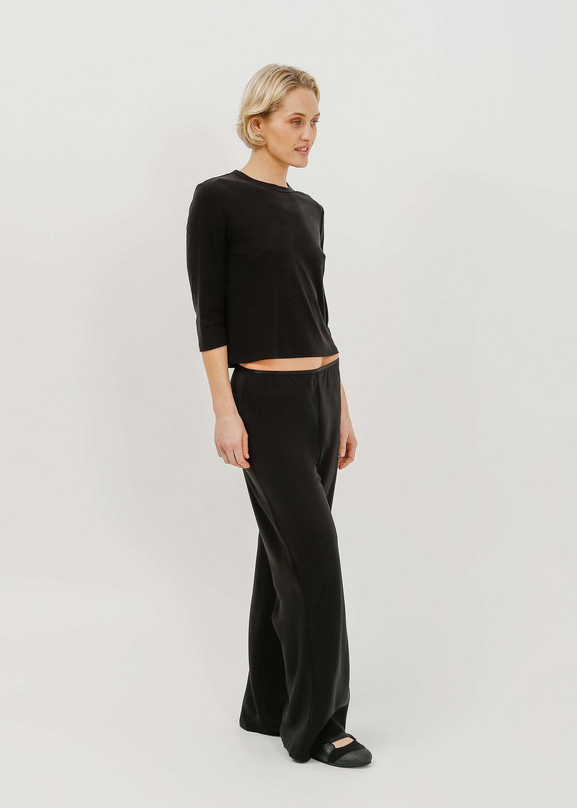 Gwyneth 3/4 Sleeve Tee / Black - 
Black (image 2)