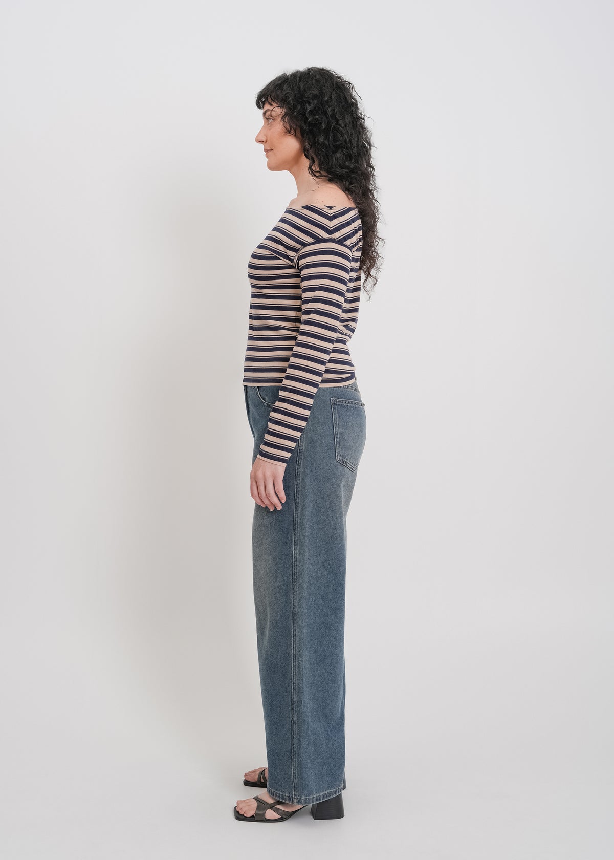 Genevieve Top / Beige-Navy - 
Beige Navy (image 9)