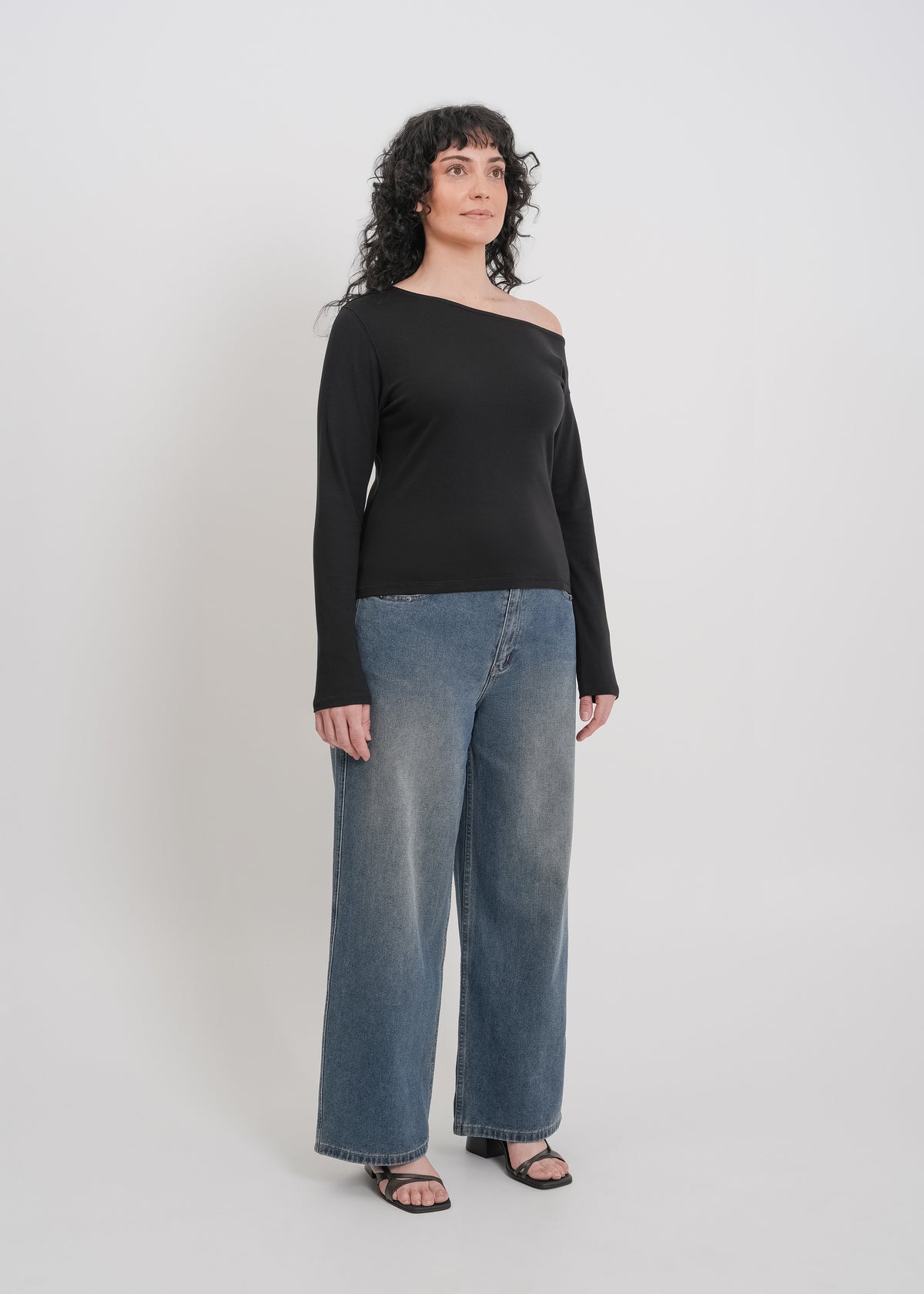 Genevieve Top / Black - 
Black (image 2)