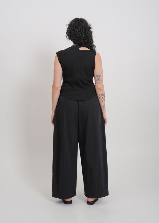 Irene Asymmetrical Tank / Black