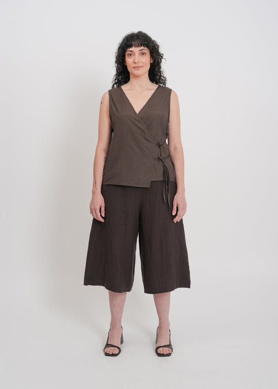 Ellen Wrap Top / Chocolate
