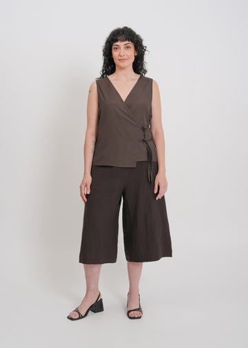 Ellen Wrap Top / Chocolate