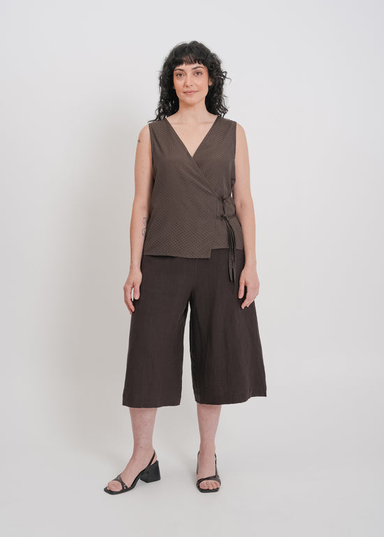 Ellen Wrap Top / Chocolate