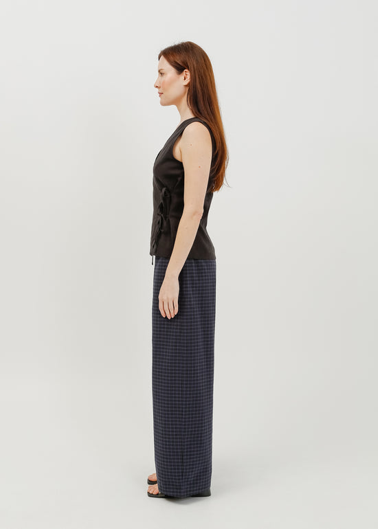 Ellen Wrap Top / Black