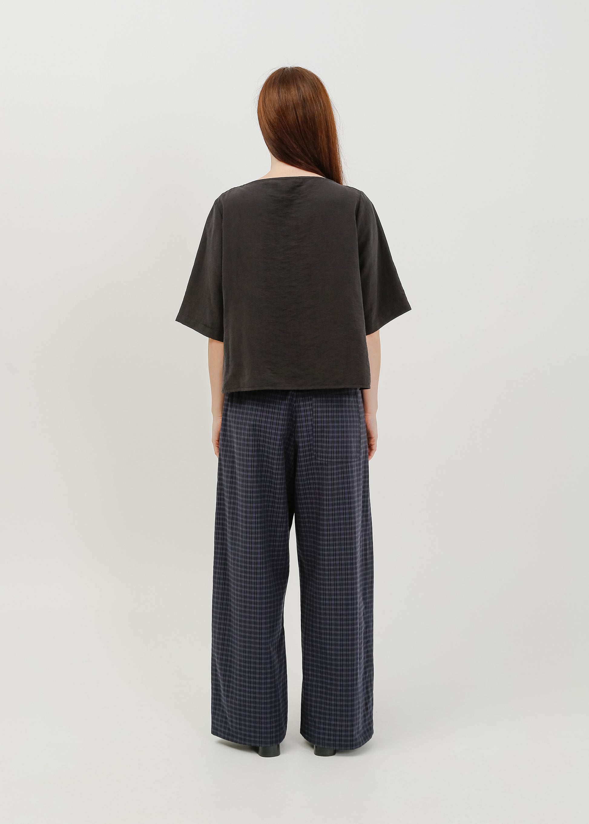 Daisy Tee / Black - 
Black (image 4)