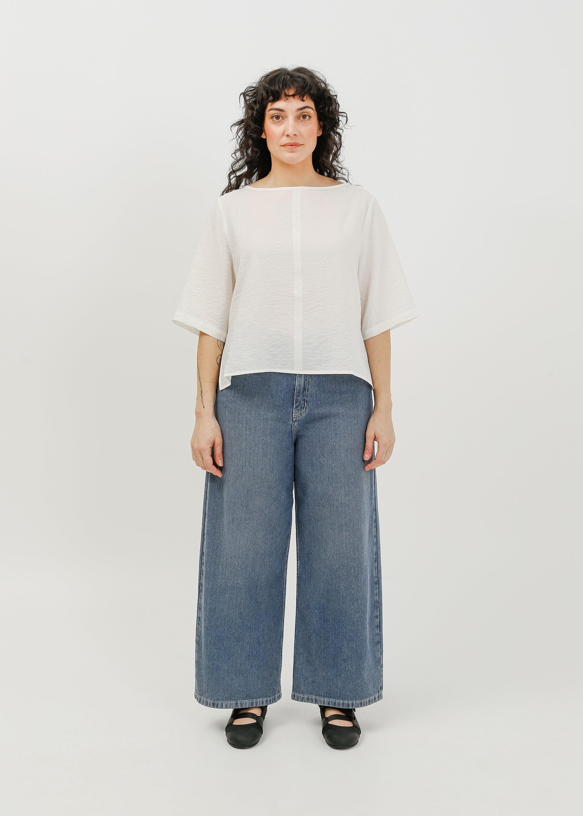 Daisy Tee / White - 
White (image 6)
