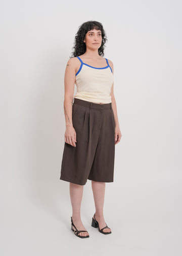 Saige Tailored Short / Chocolate