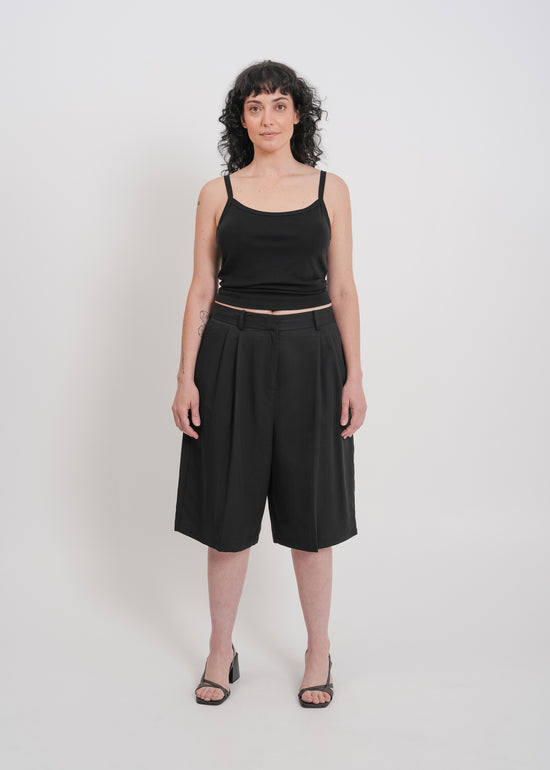 Saige Tailored Short / Black