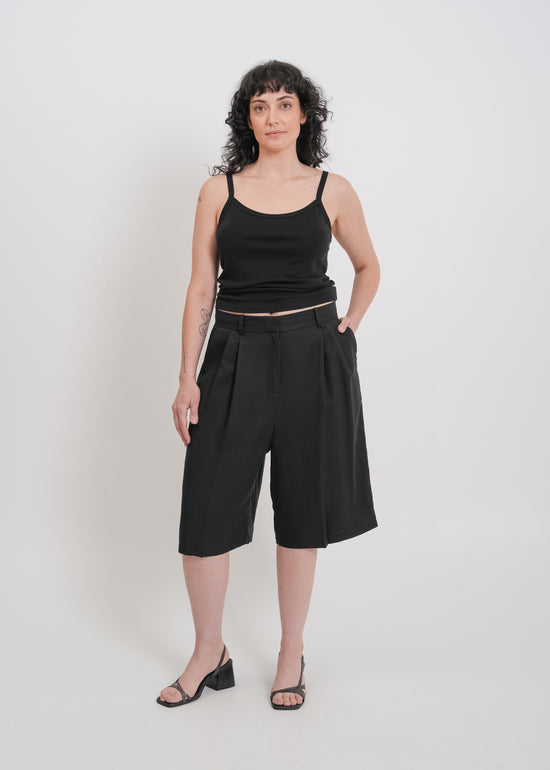 Saige Tailored Short / Black