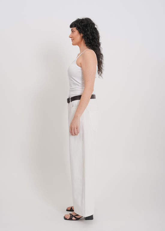 Cosmo Jean / White