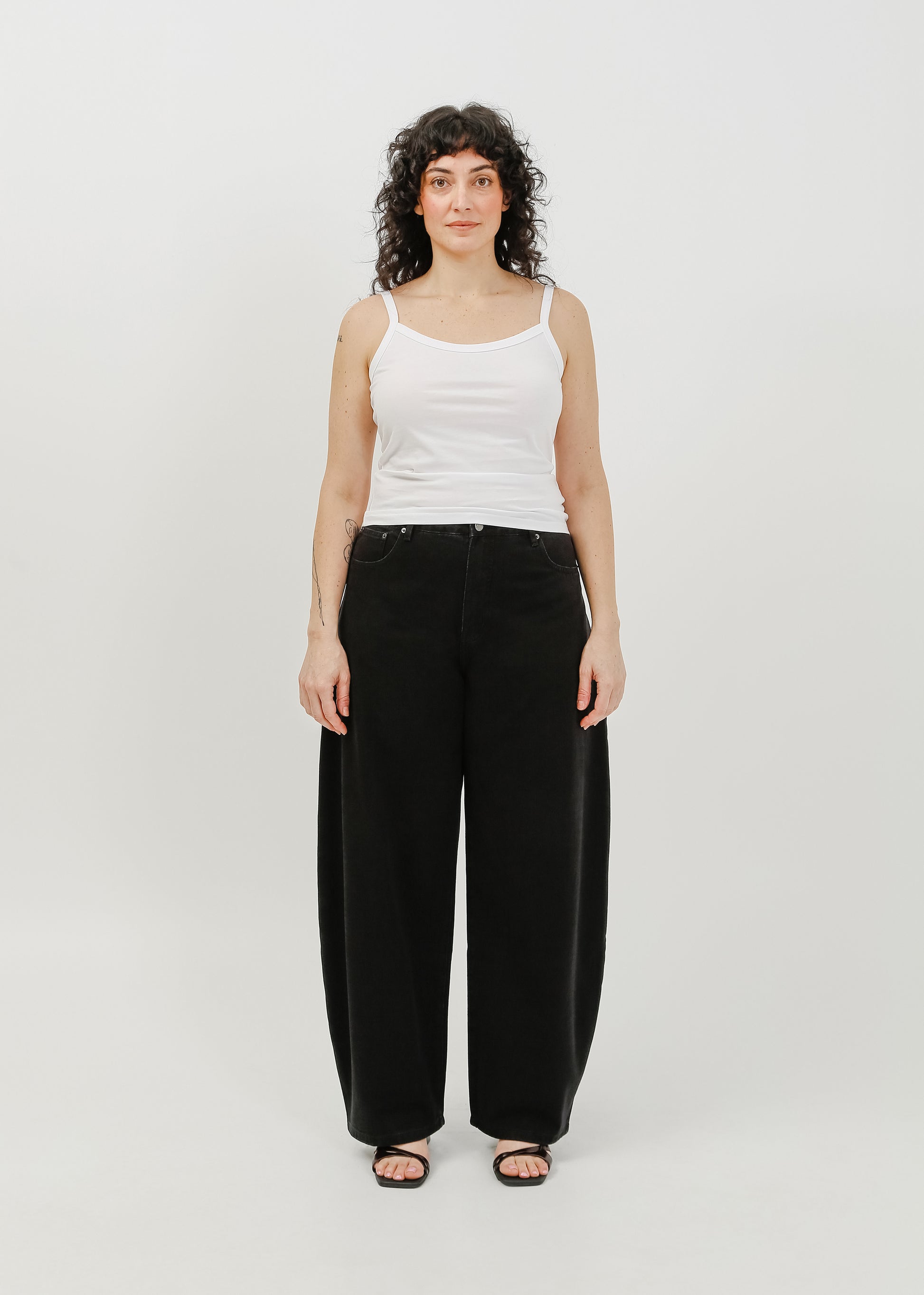 Essex Jean Long / Black - 
Black (image 6)
