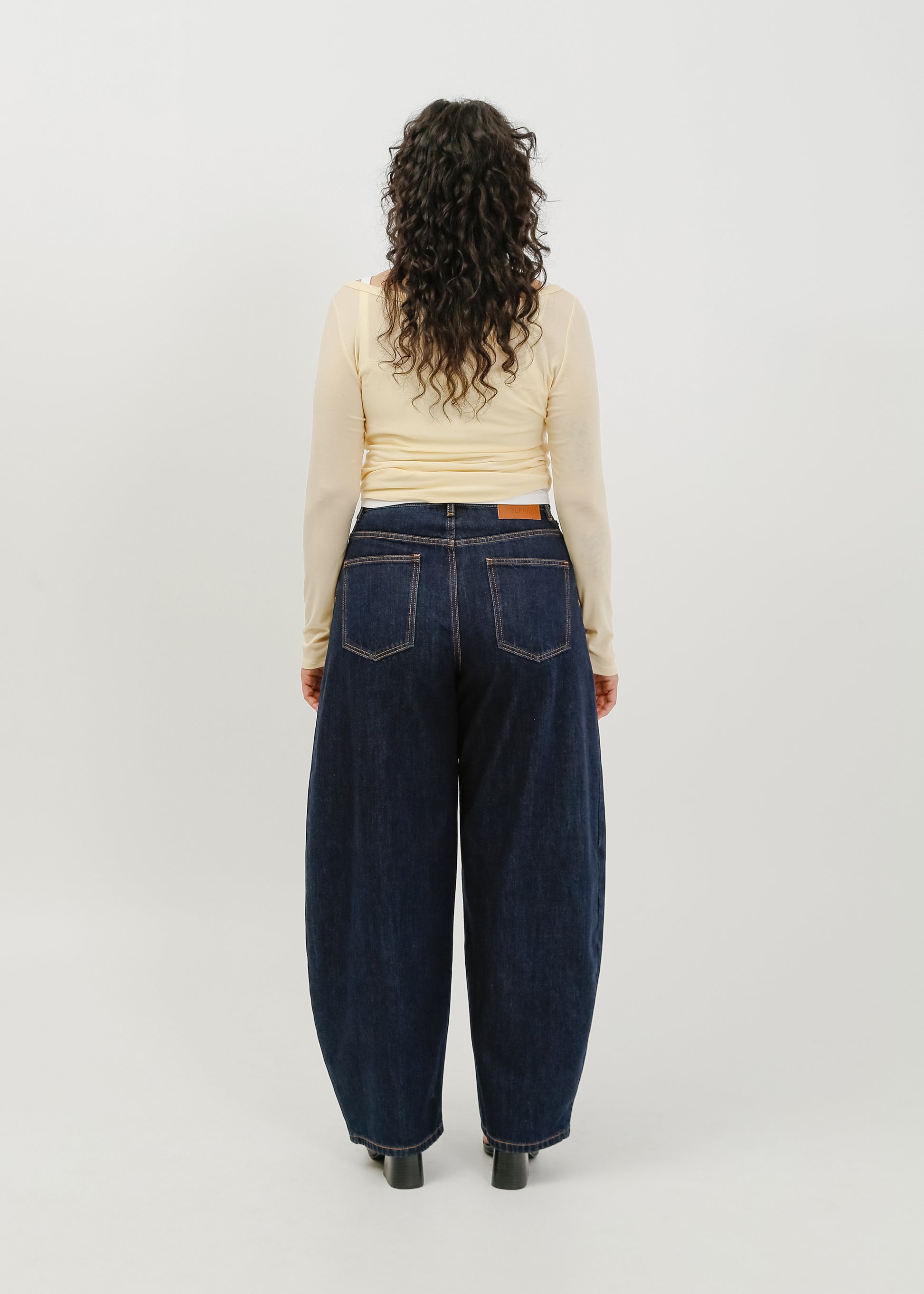 Essex Jean Long / Indigo - 
Indigo (image 4)