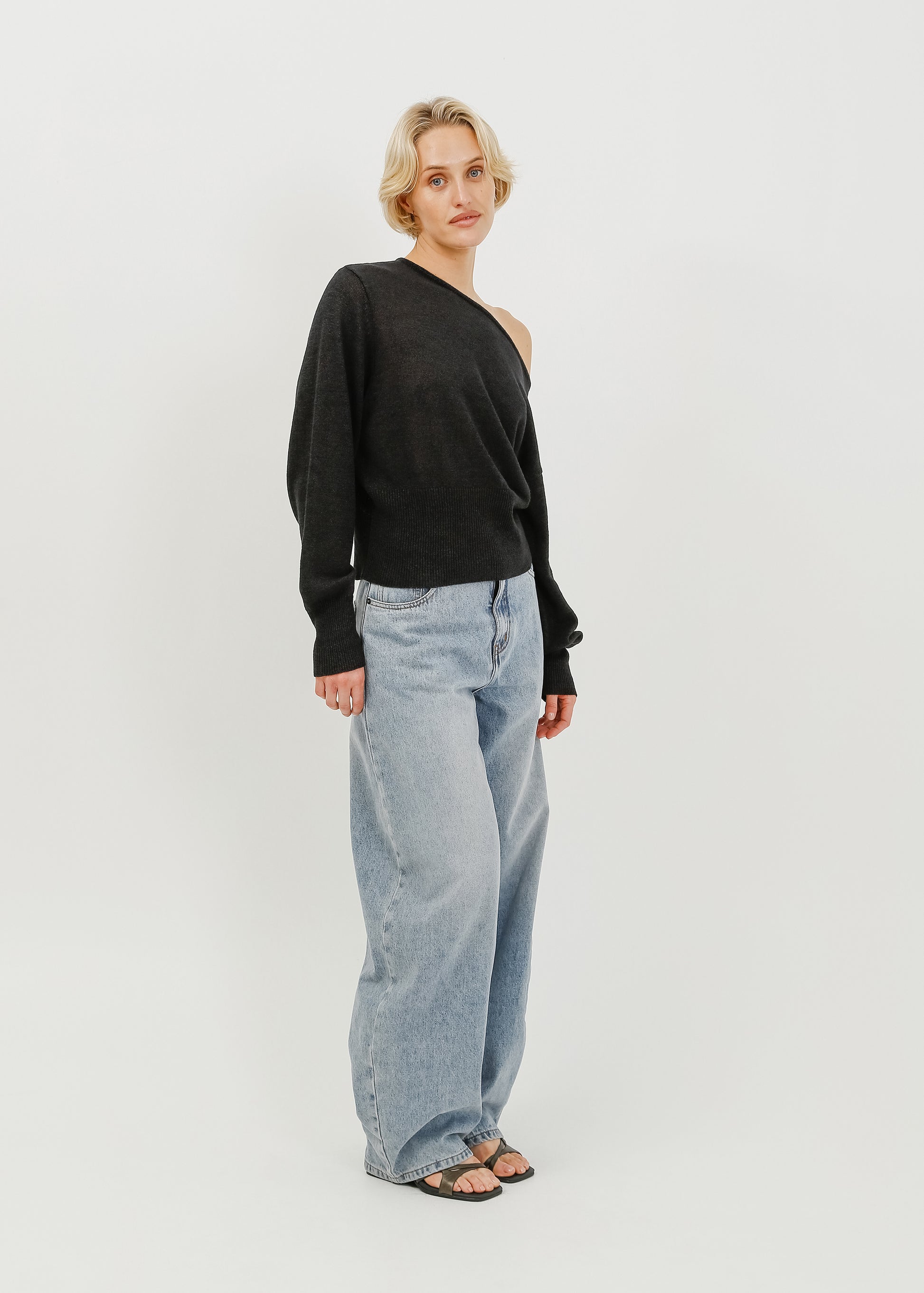 Essex Jean Long / Light Indigo - 
Light Indigo (image 2)