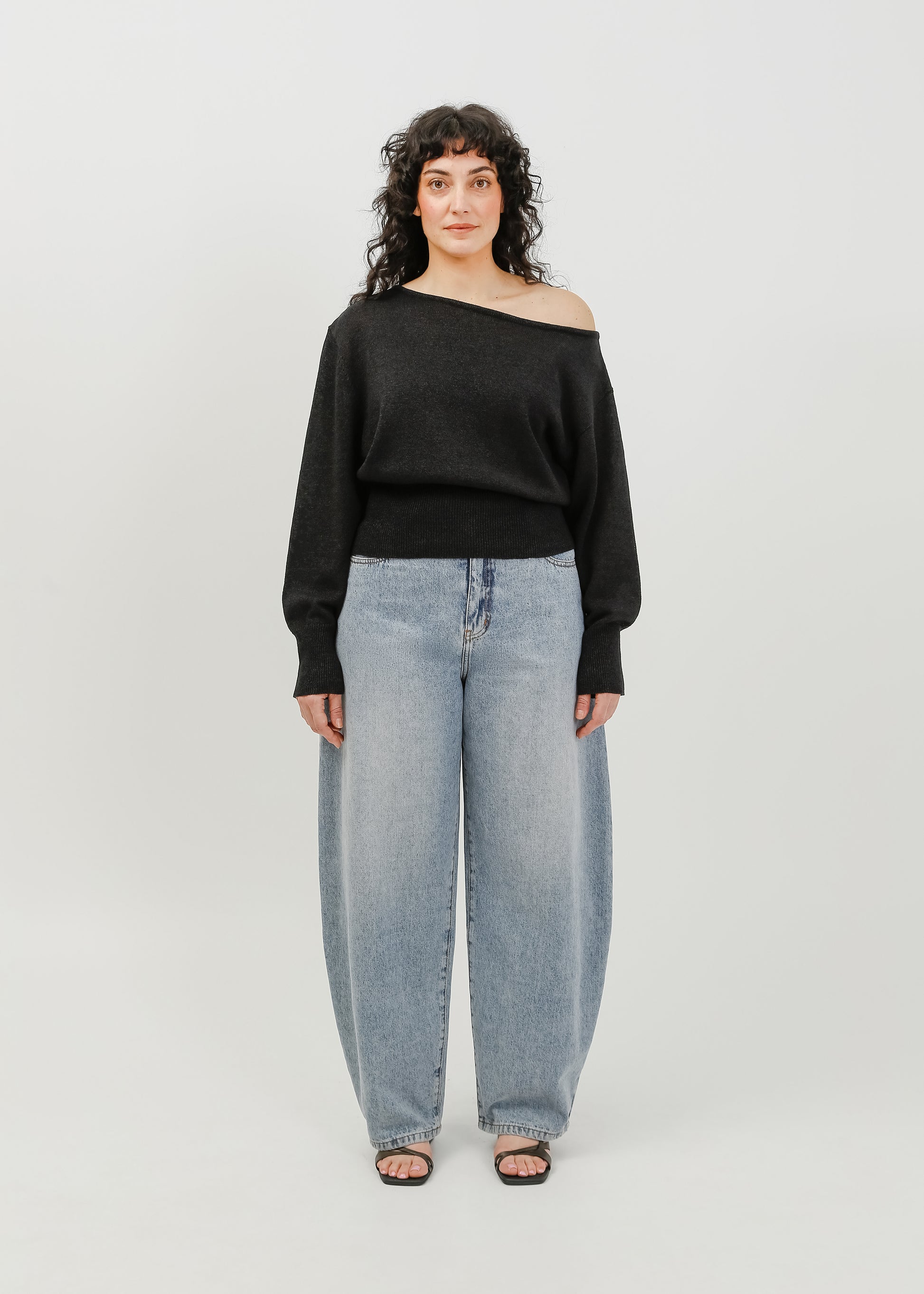 Essex Jean Long / Light Indigo - 
Light Indigo (image 6)