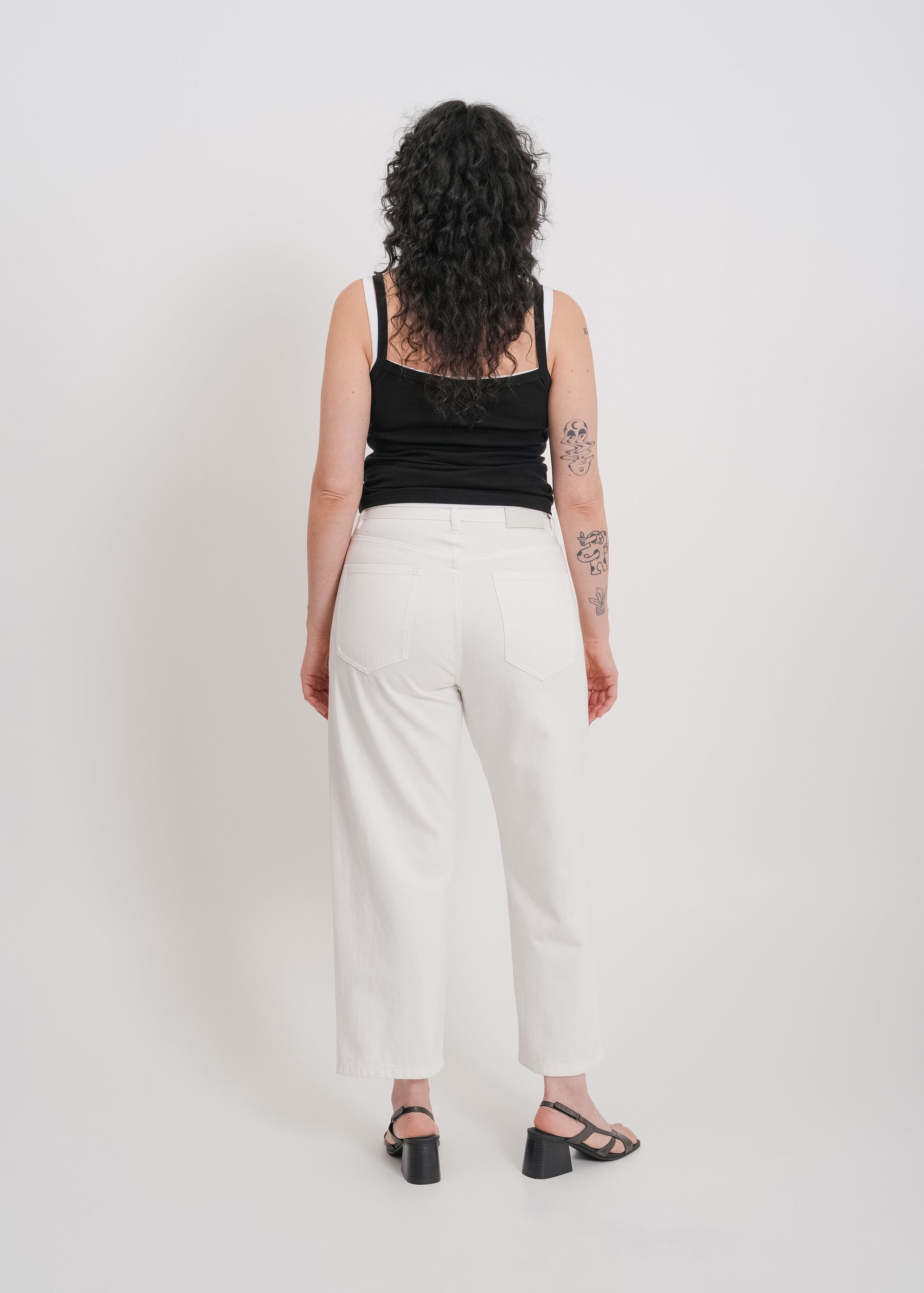 Goldie Jean / White - 
White (image 10)