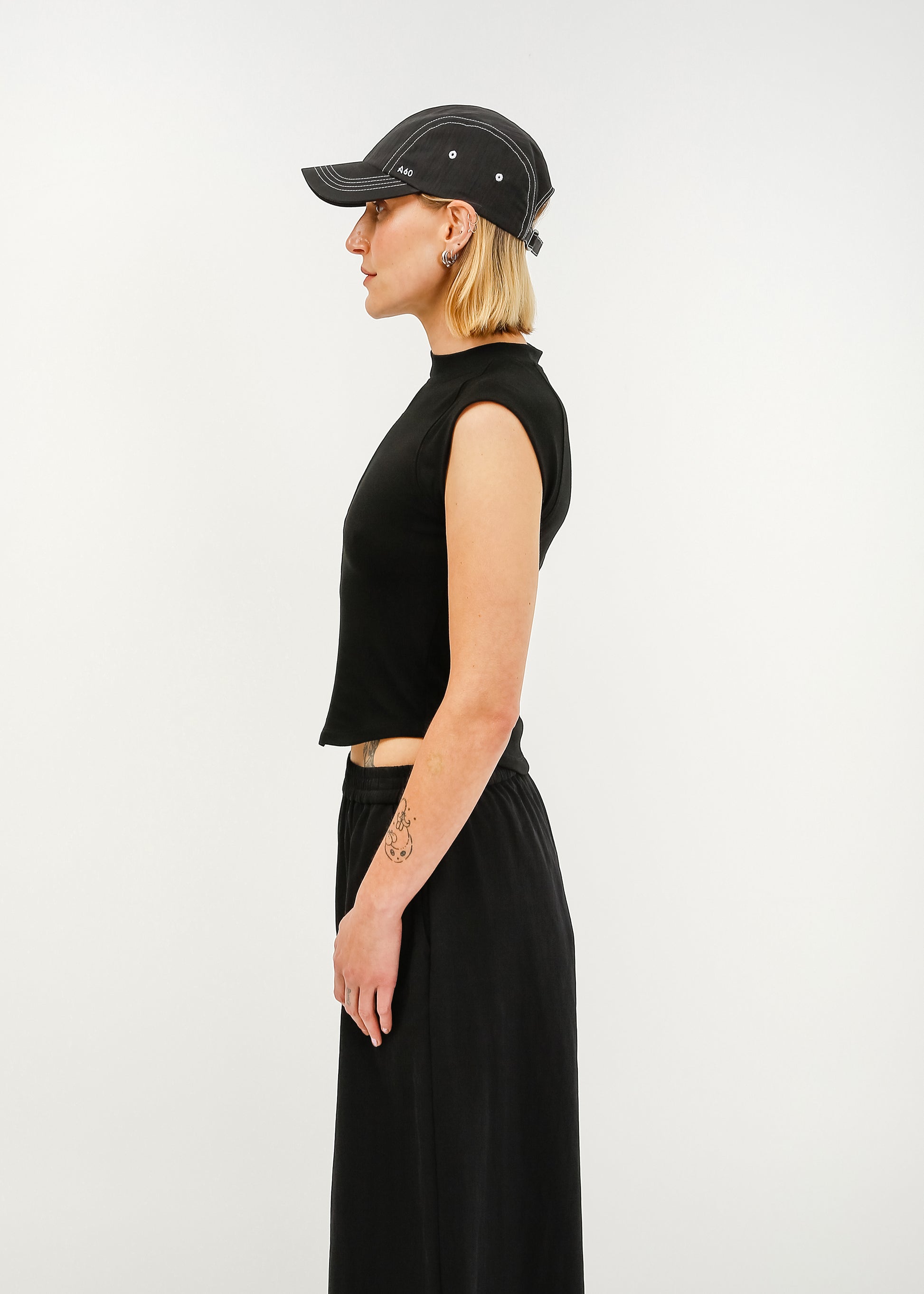Nova Cap / Black - 
Black (image 5)