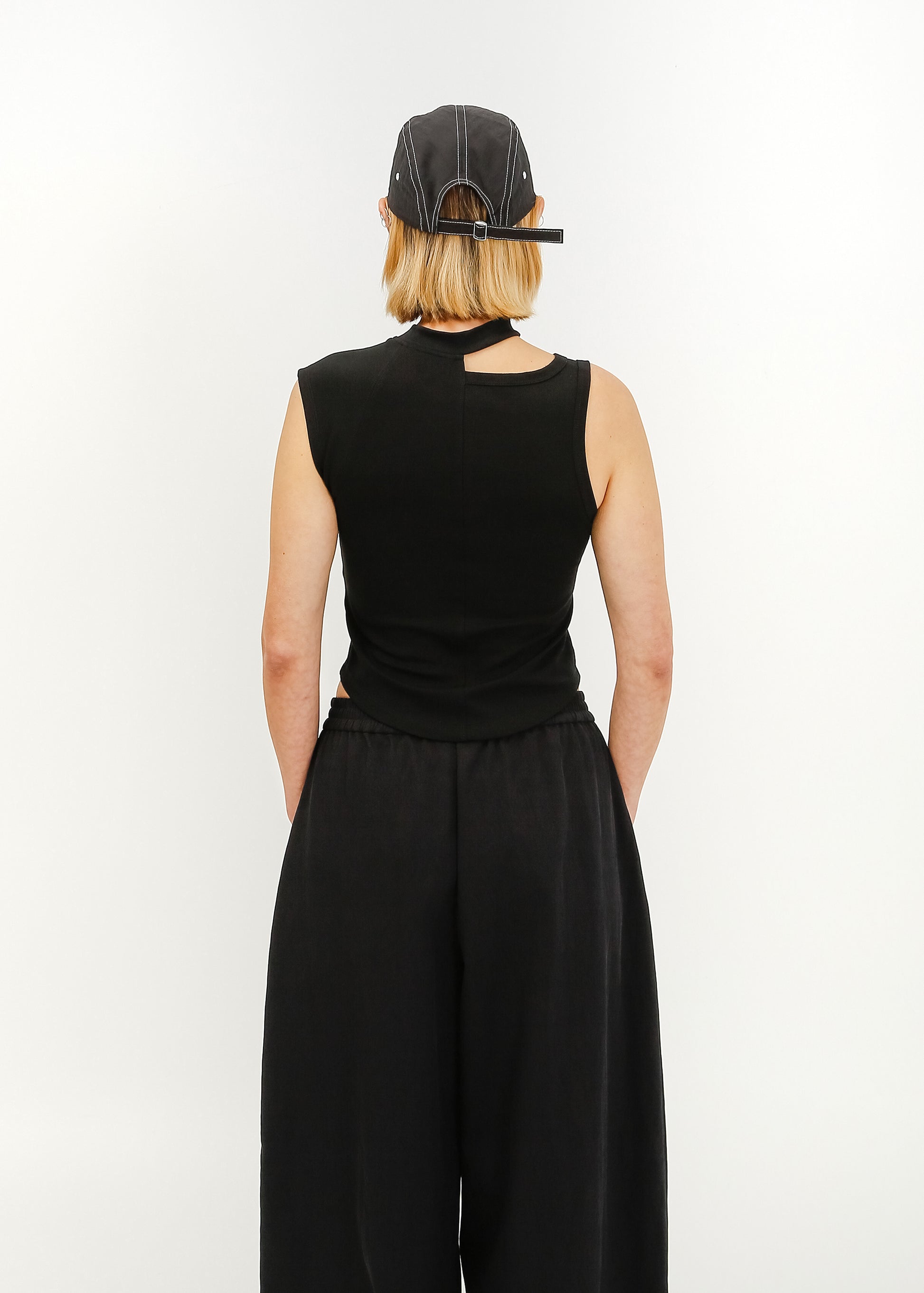 Nova Cap / Black - 
Black (image 6)