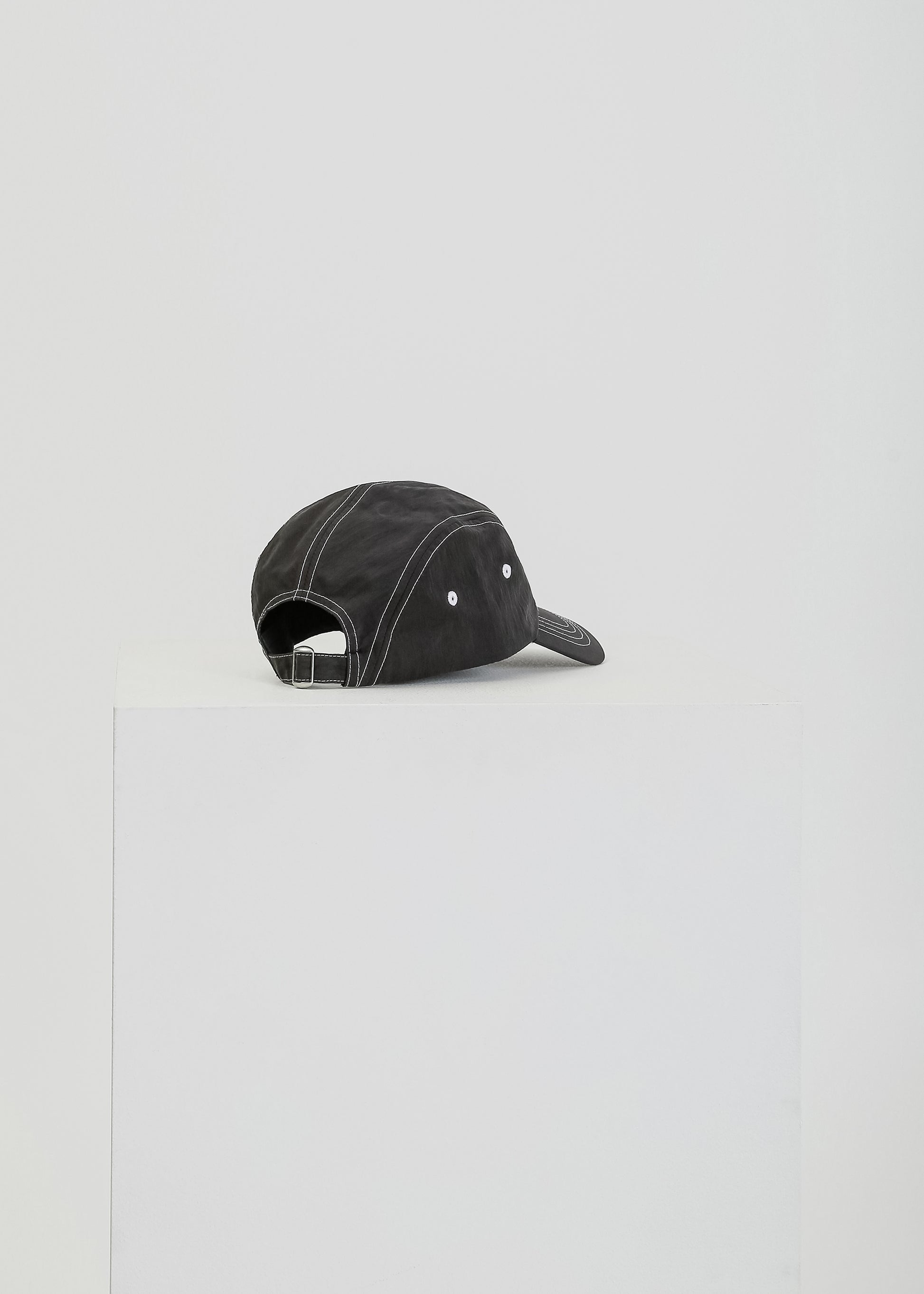Nova Cap / Black - 
Black (image 3)