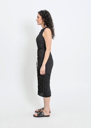 REAH PLEAT DRESS / BLACK