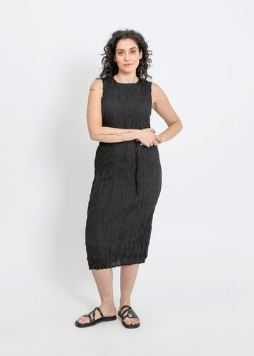 REAH PLEAT DRESS / BLACK