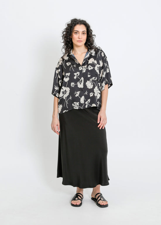 LOVE SHIRT / FRAGILE BLOOMS - BLACK-CREAM