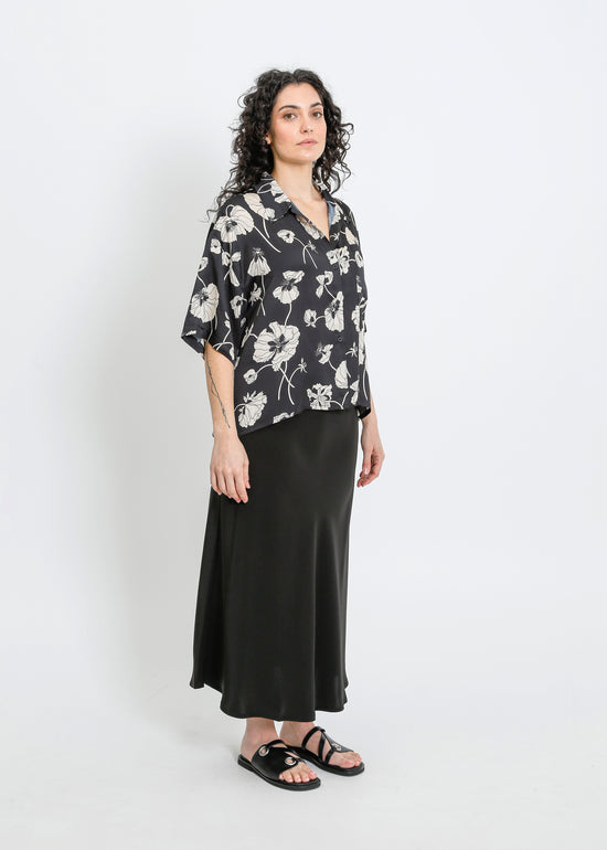 LOVE SHIRT / FRAGILE BLOOMS - BLACK-CREAM