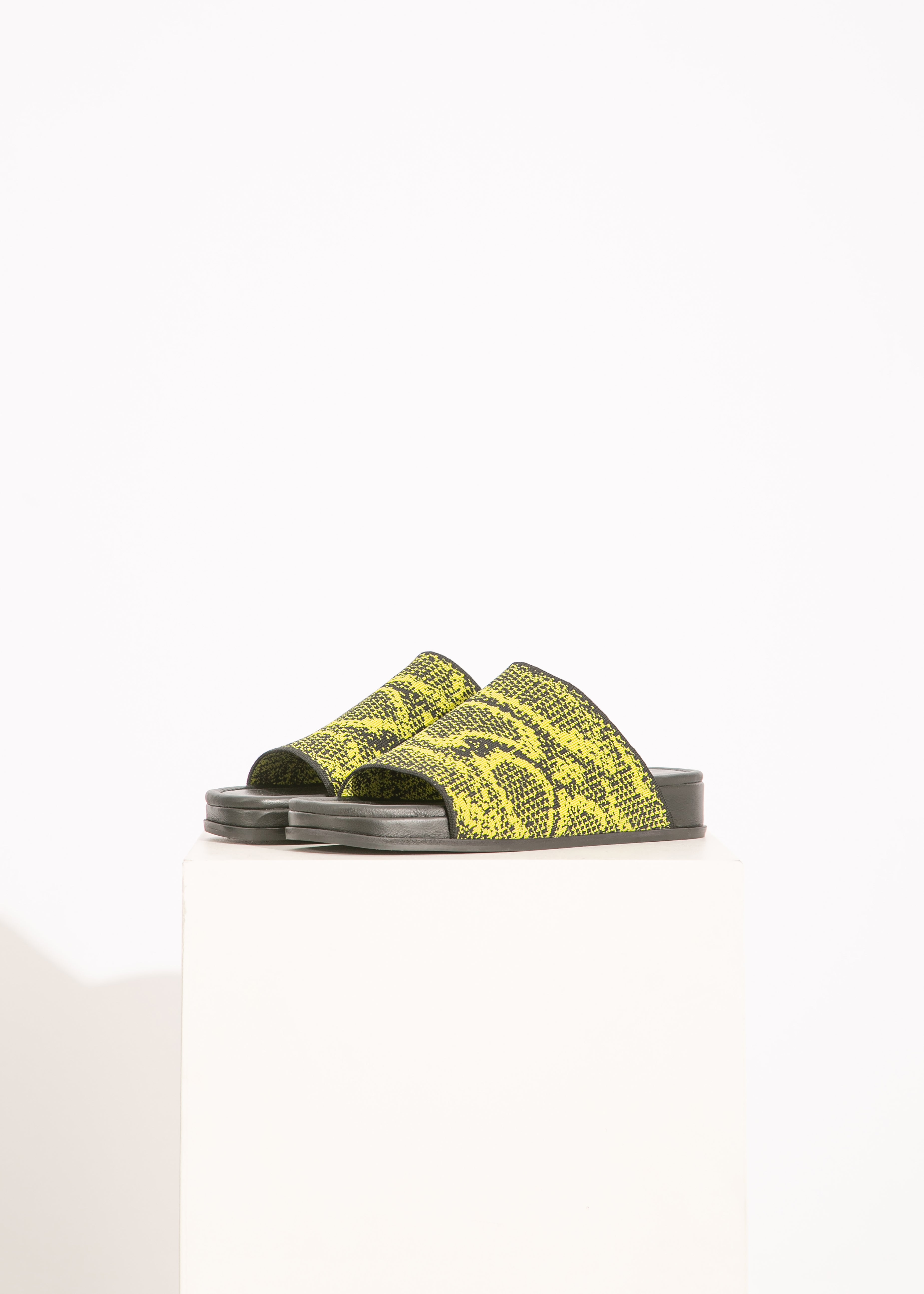 Gucci on sale lexi slide