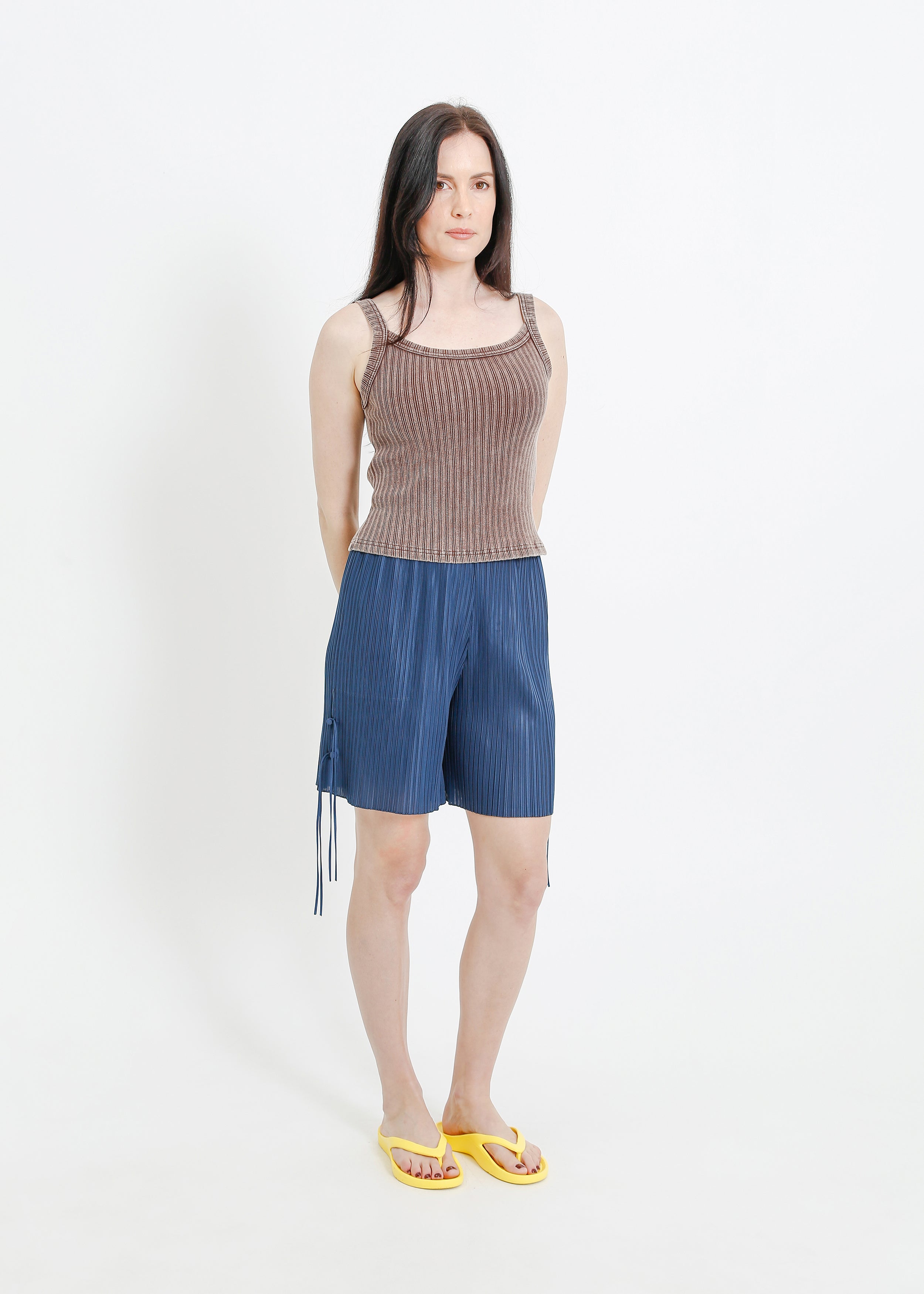 SILVANA PLEAT SHORT / TEAL