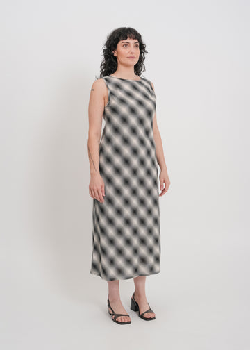 Dee Dress / White-Black