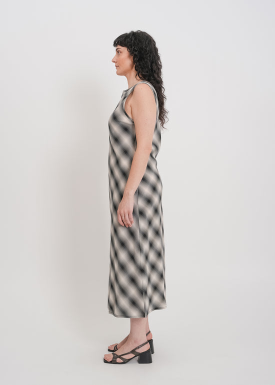 Dee Dress / White-Black